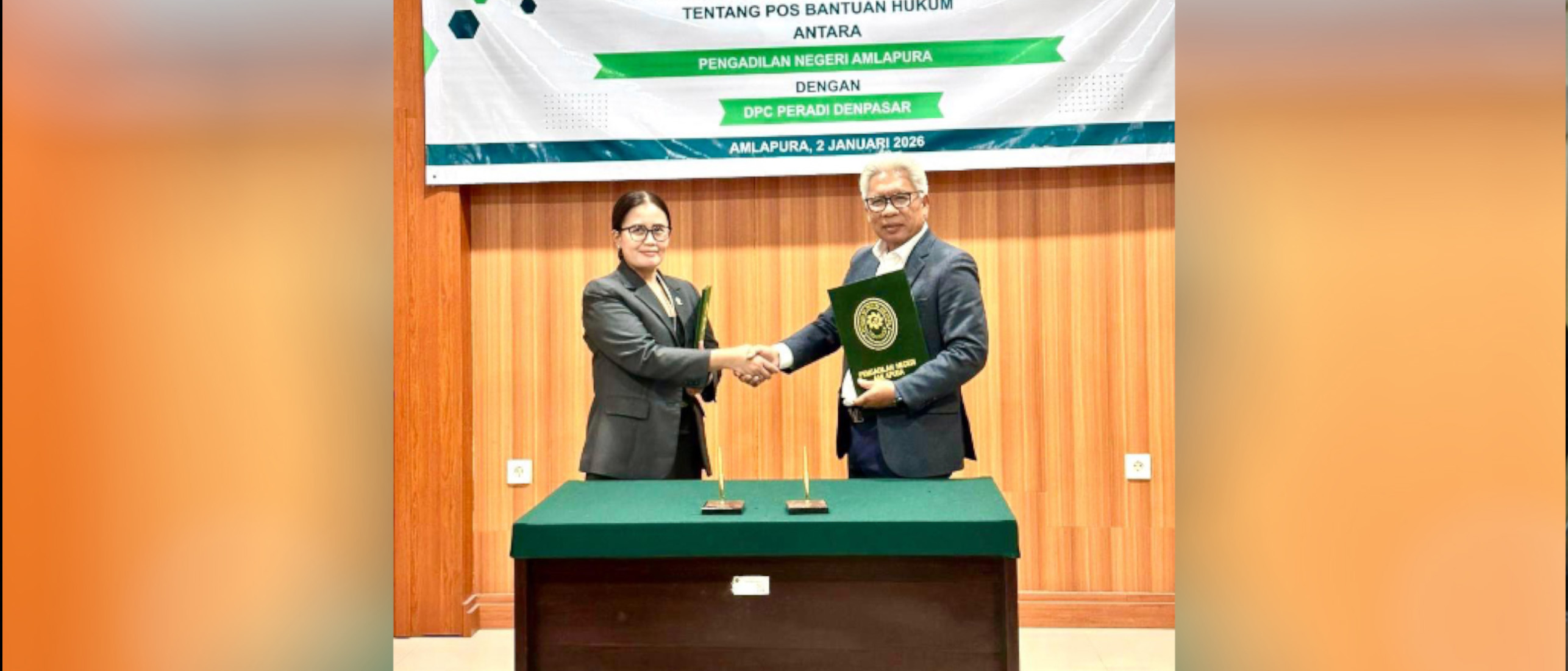 Penandatanganan MoU PN. Amlapura dengan DPC PERADI Denpasar